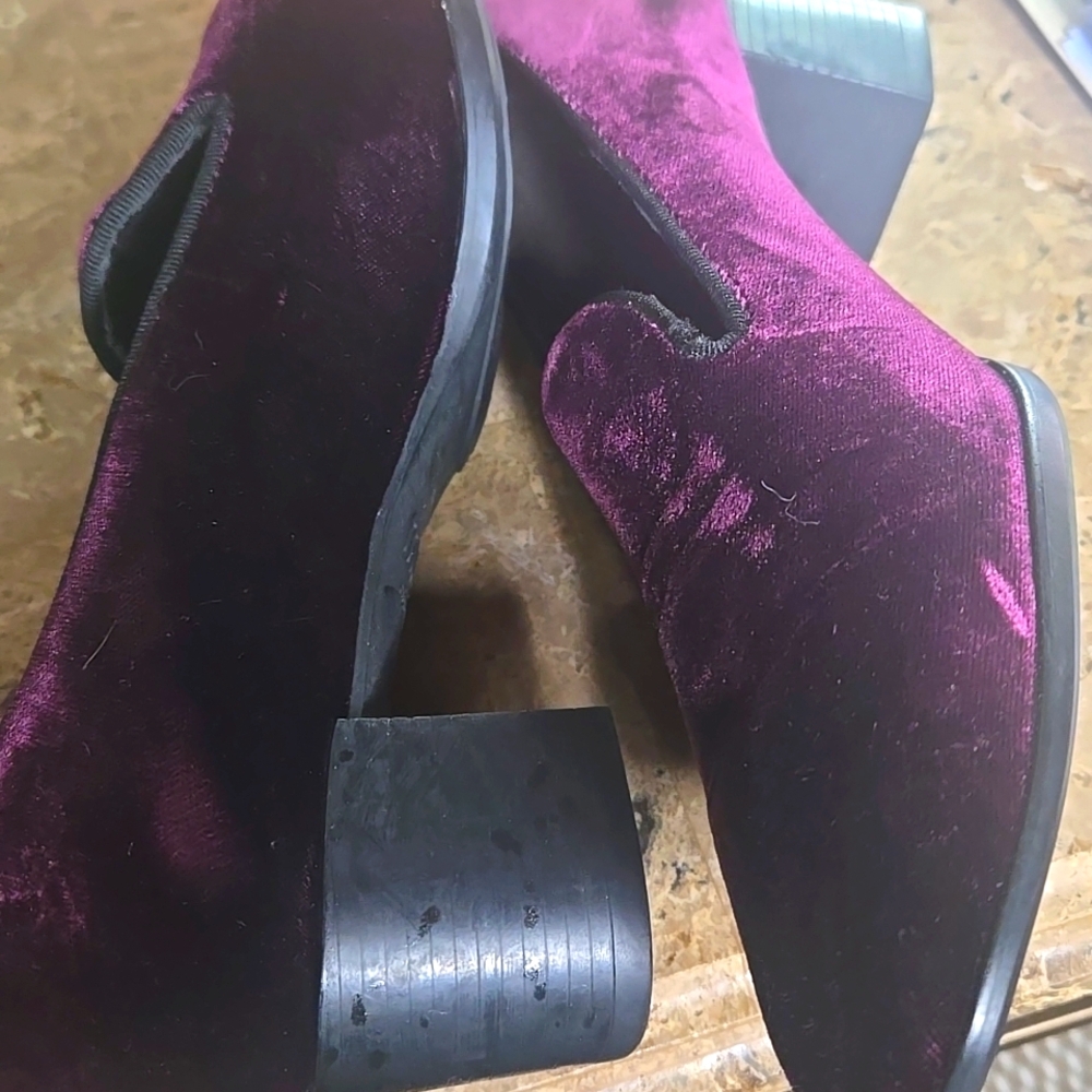 Munro Velvet Loafers in Rich Purple